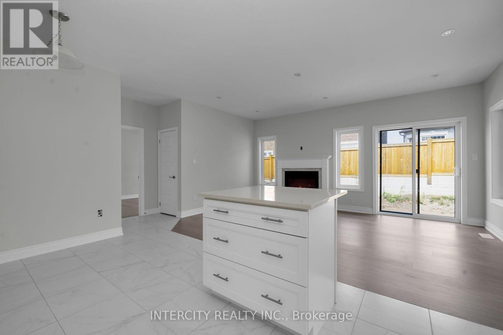 3 Ruby Lane, Halton Hills (Georgetown), Ontario  L7G 0H6 - Photo 11 - W13419300
