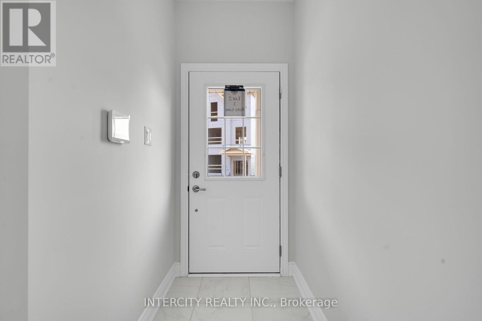 3 Ruby Lane, Halton Hills (Georgetown), Ontario  L7G 0H6 - Photo 3 - W13419300