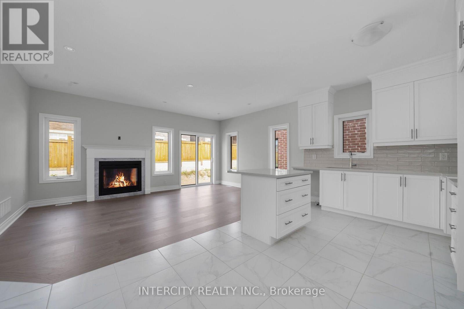 3 Ruby Lane, Halton Hills (Georgetown), Ontario  L7G 0H6 - Photo 6 - W13419300
