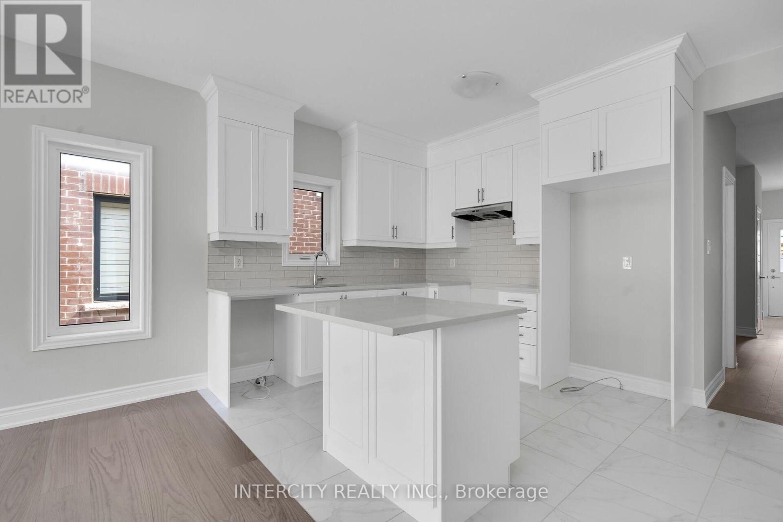3 Ruby Lane, Halton Hills (Georgetown), Ontario  L7G 0H6 - Photo 9 - W13419300