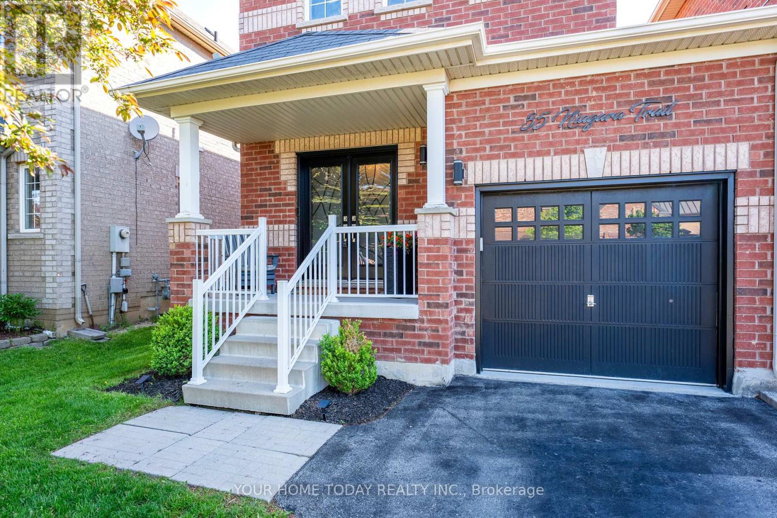 35 Niagara Trail, Halton Hills (Georgetown), Ontario  L7G 0A9 - Photo 3 - W13420092