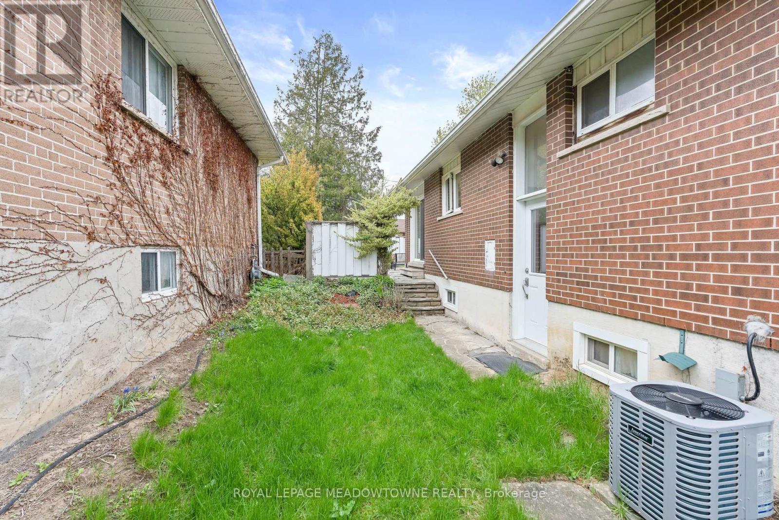24 Gower Road, Halton Hills (Georgetown), Ontario  L7G 1E5 - Photo 32 - W13421022