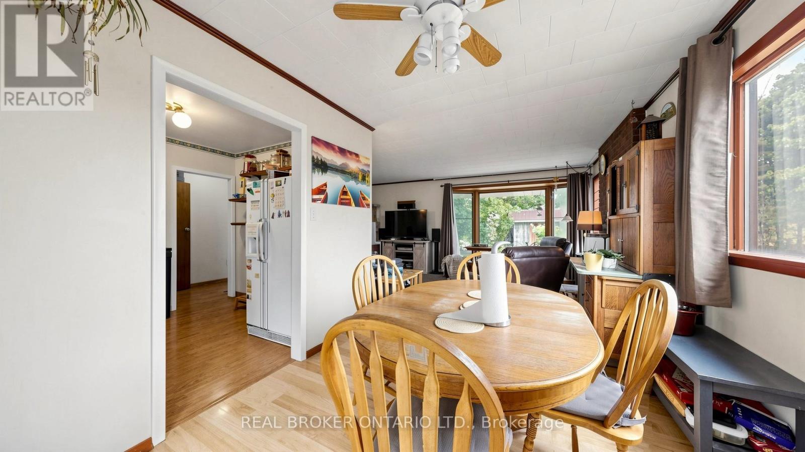 13958 Trafalgar Road, Halton Hills (Rural Halton Hills), Ontario  L7G 4S4 - Photo 6 - W13423028