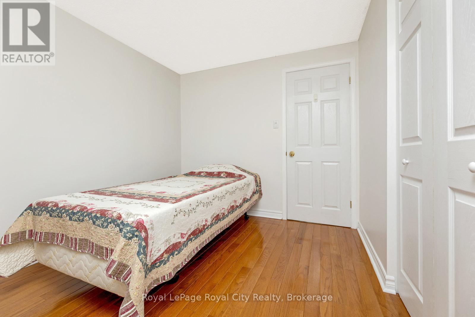89 Joycelyn Crescent, Halton Hills (Georgetown), Ontario  L7G 2S6 - Photo 20 - W13424110