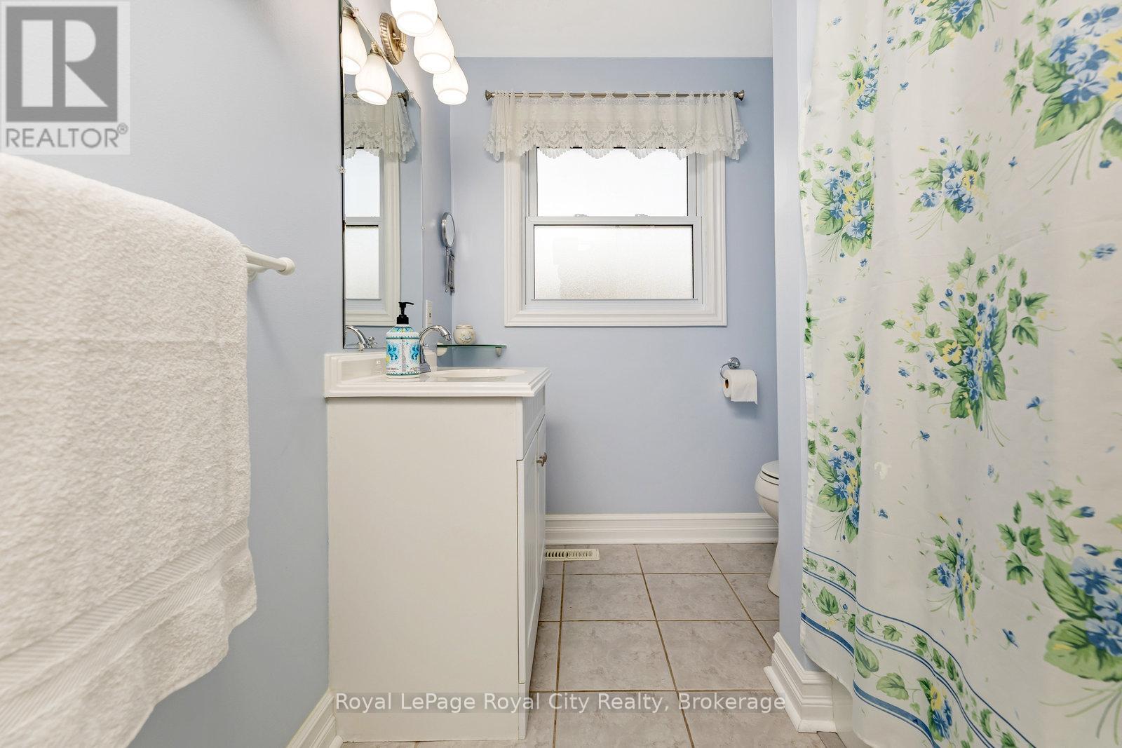 89 Joycelyn Crescent, Halton Hills (Georgetown), Ontario  L7G 2S6 - Photo 23 - W13424110