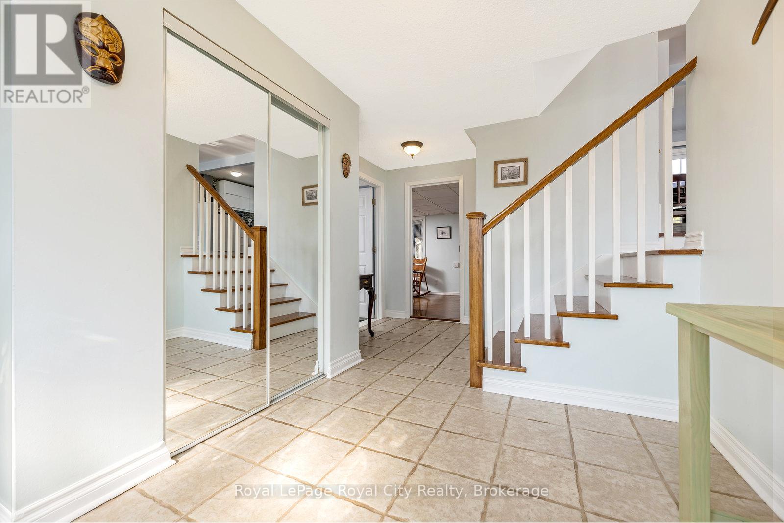 89 Joycelyn Crescent, Halton Hills (Georgetown), Ontario  L7G 2S6 - Photo 6 - W13424110