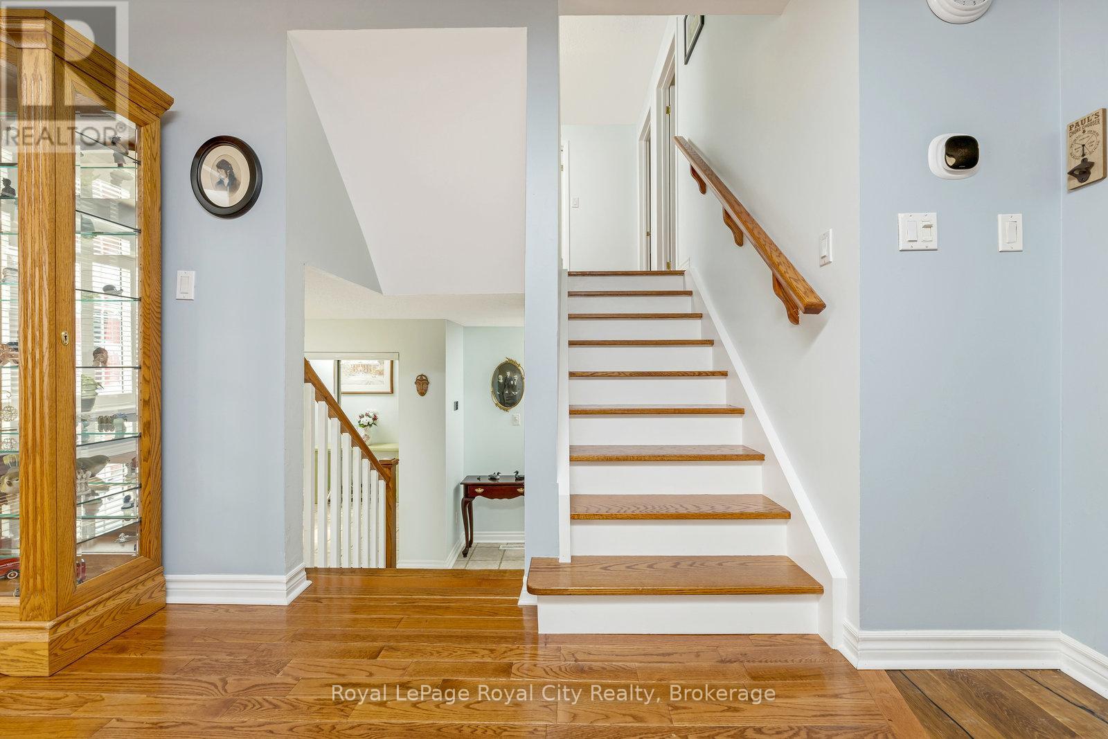 89 Joycelyn Crescent, Halton Hills (Georgetown), Ontario  L7G 2S6 - Photo 9 - W13424110