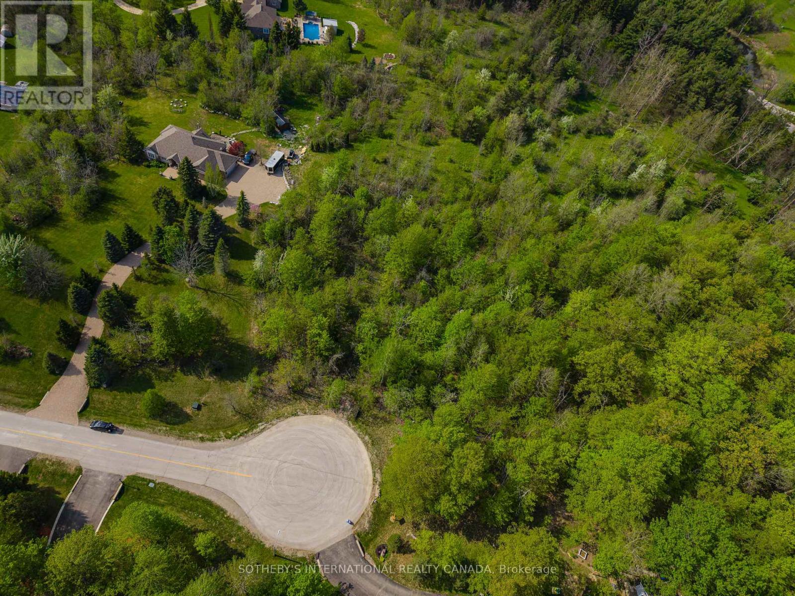 15 Morgan Drive, Halton Hills (Rural Halton Hills), Ontario  L7J 2L7 - Photo 11 - W13425296