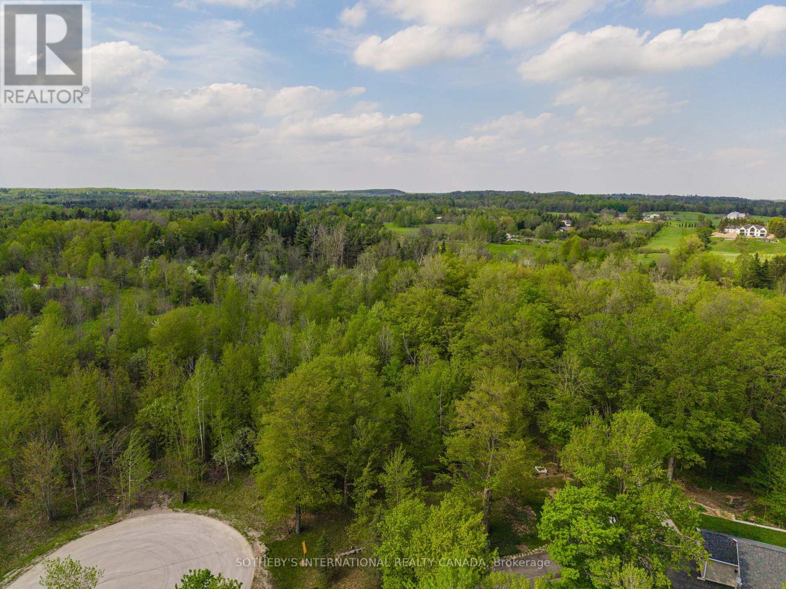 15 Morgan Drive, Halton Hills (Rural Halton Hills), Ontario  L7J 2L7 - Photo 12 - W13425296