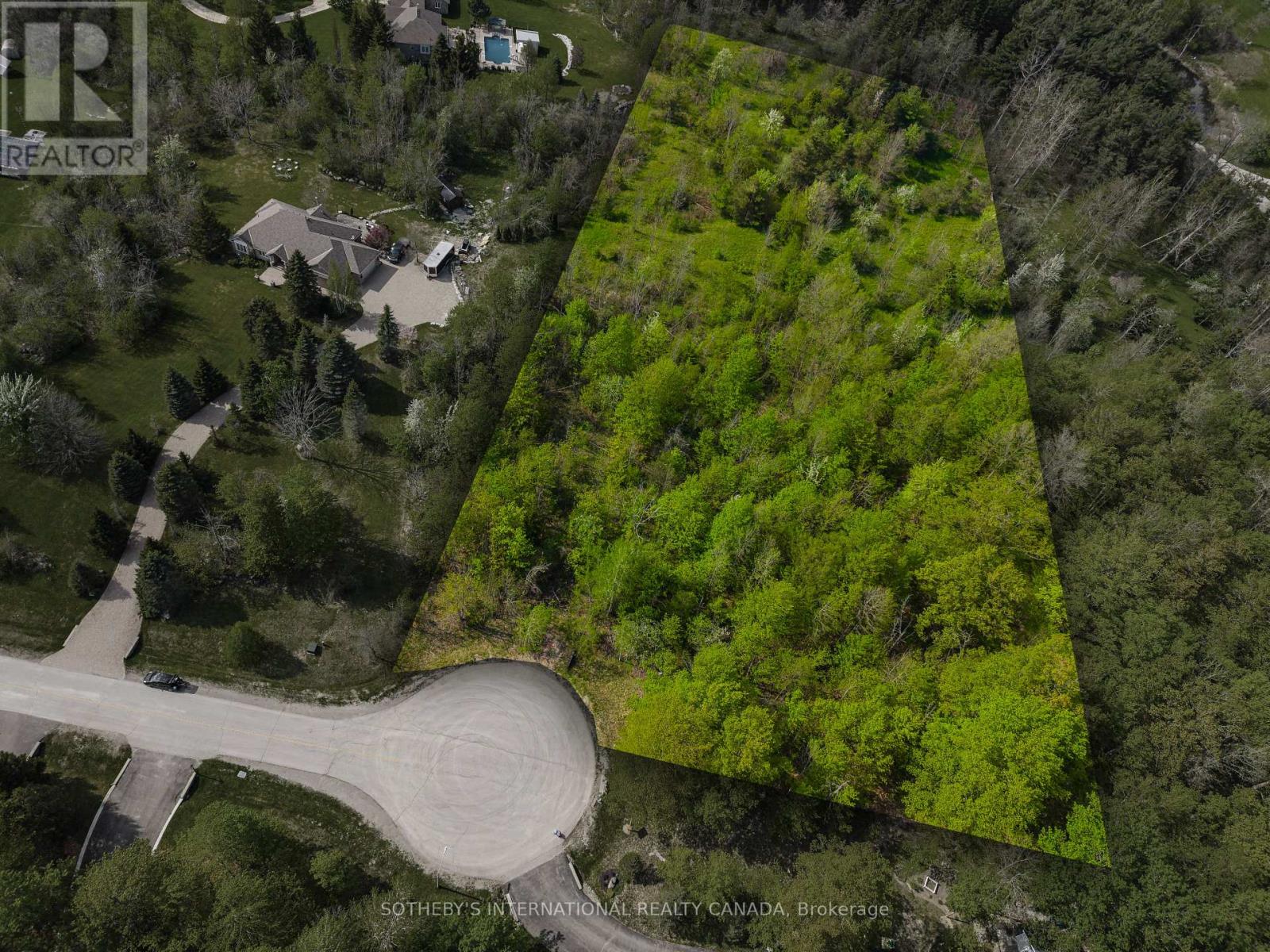 15 Morgan Drive, Halton Hills (Rural Halton Hills), Ontario  L7J 2L7 - Photo 7 - W13425296