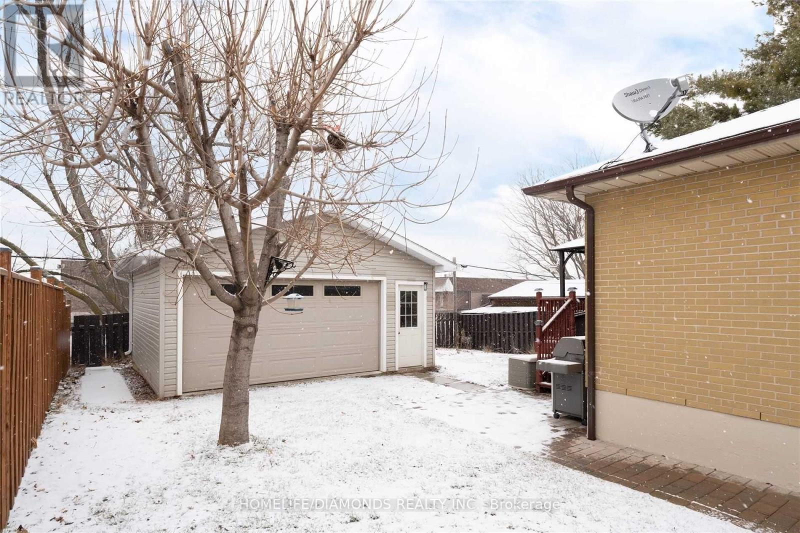 Upper - 87 Raylawn Crescent, Halton Hills (Georgetown), Ontario  L7G 4M6 - Photo 16 - W13426686