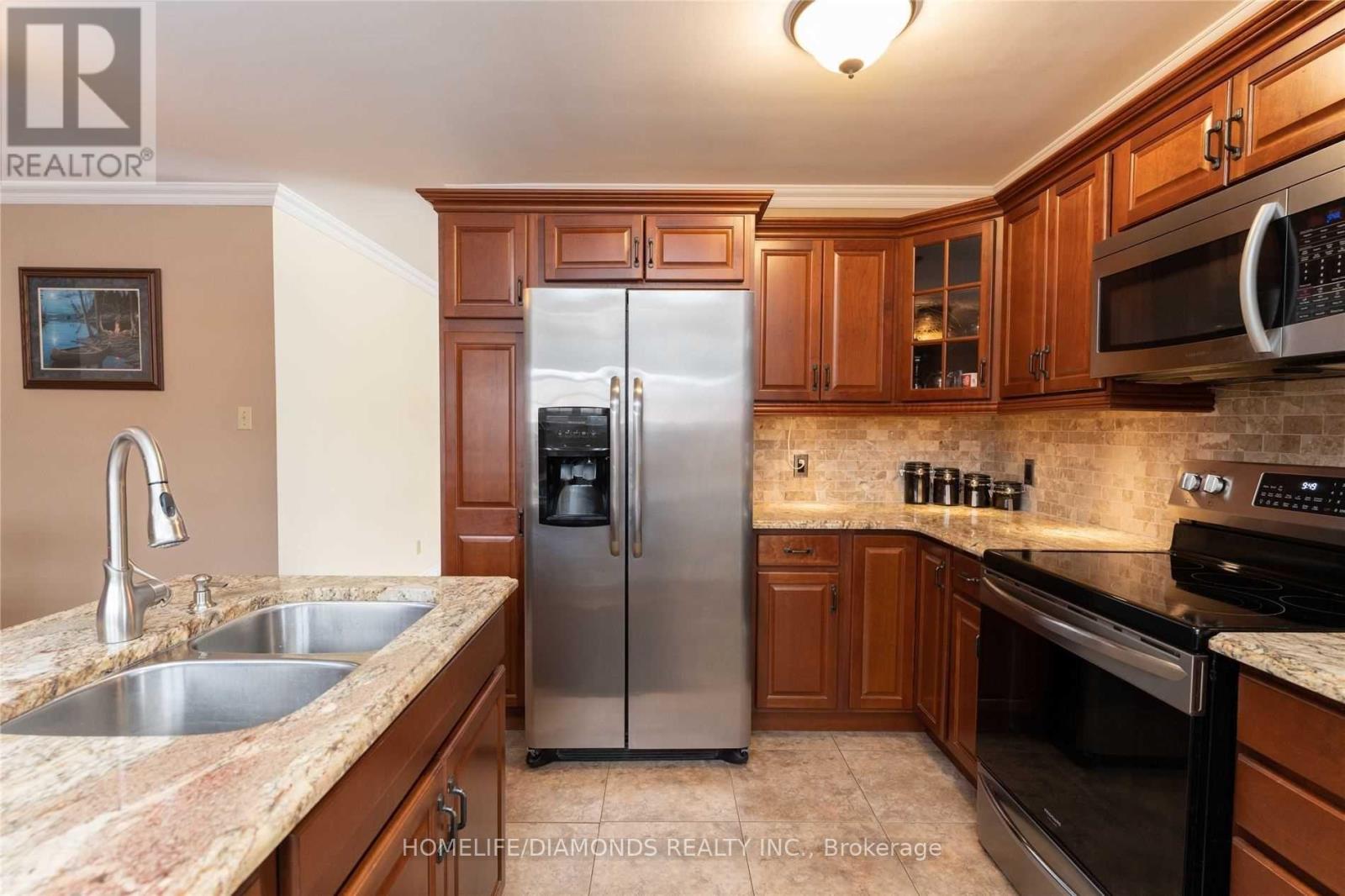 Upper - 87 Raylawn Crescent, Halton Hills (Georgetown), Ontario  L7G 4M6 - Photo 7 - W13426686