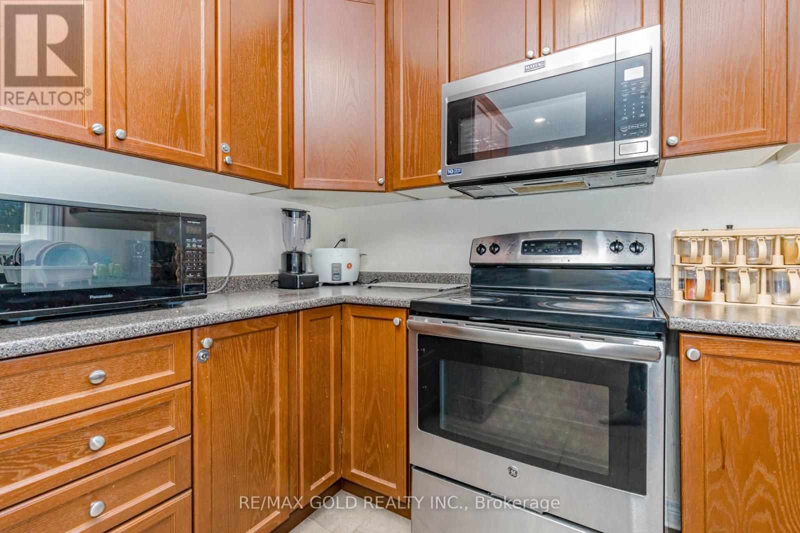 65 Niagara Trail, Halton Hills (Georgetown), Ontario  L7G 0A7 - Photo 45 - W13432736