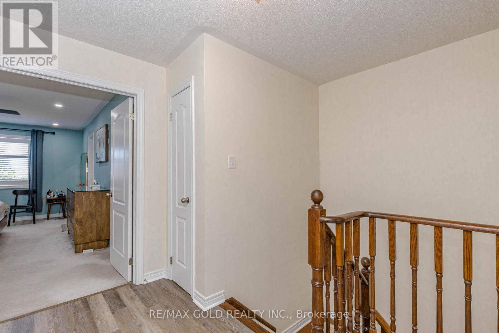 65 Niagara Trail, Halton Hills (Georgetown), Ontario  L7G 0A7 - Photo 7 - W13432736