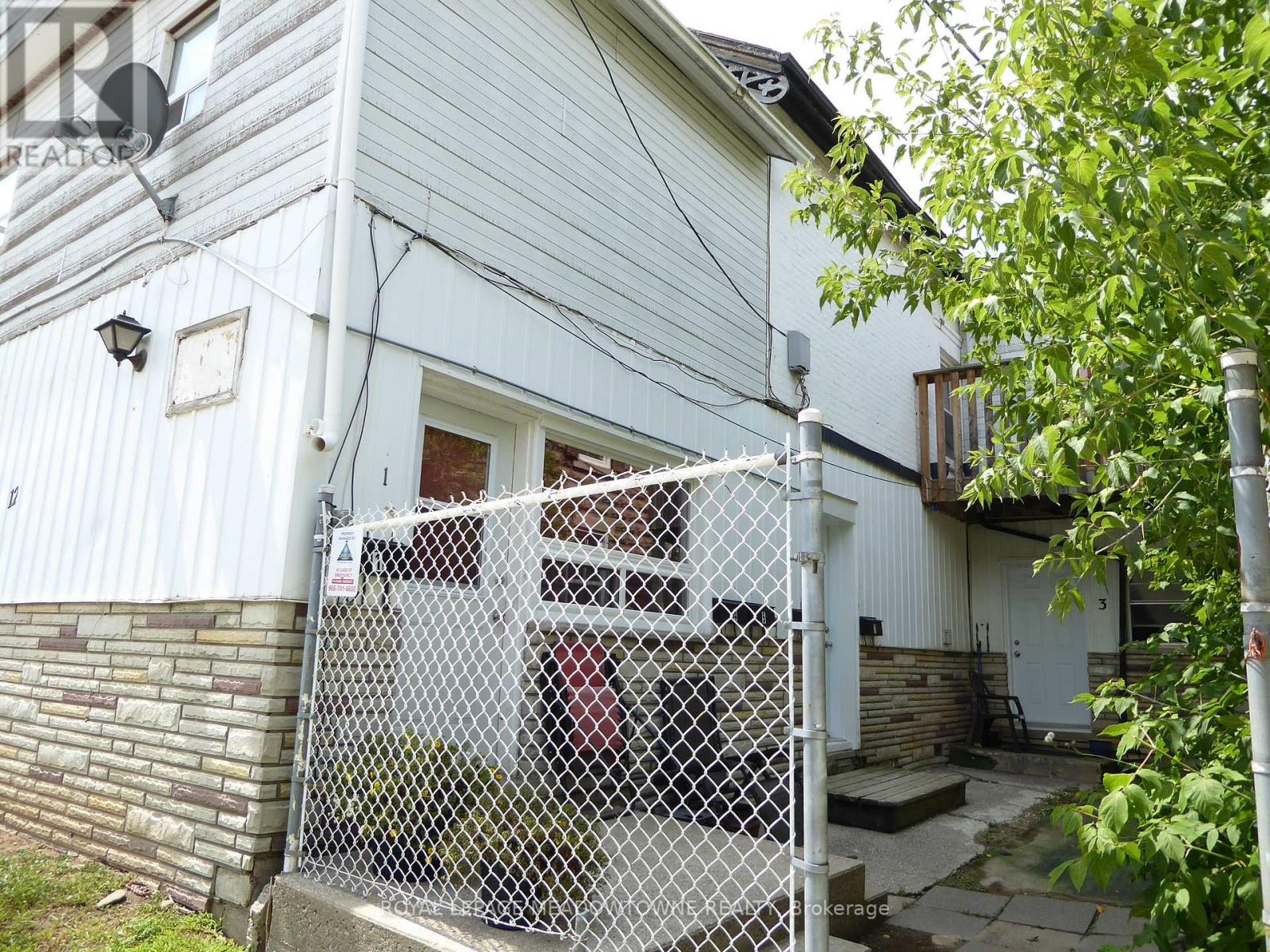 1 - 12 Wesleyan Street, Halton Hills (Georgetown), Ontario  L7G 2E1 - Photo 15 - W13434988