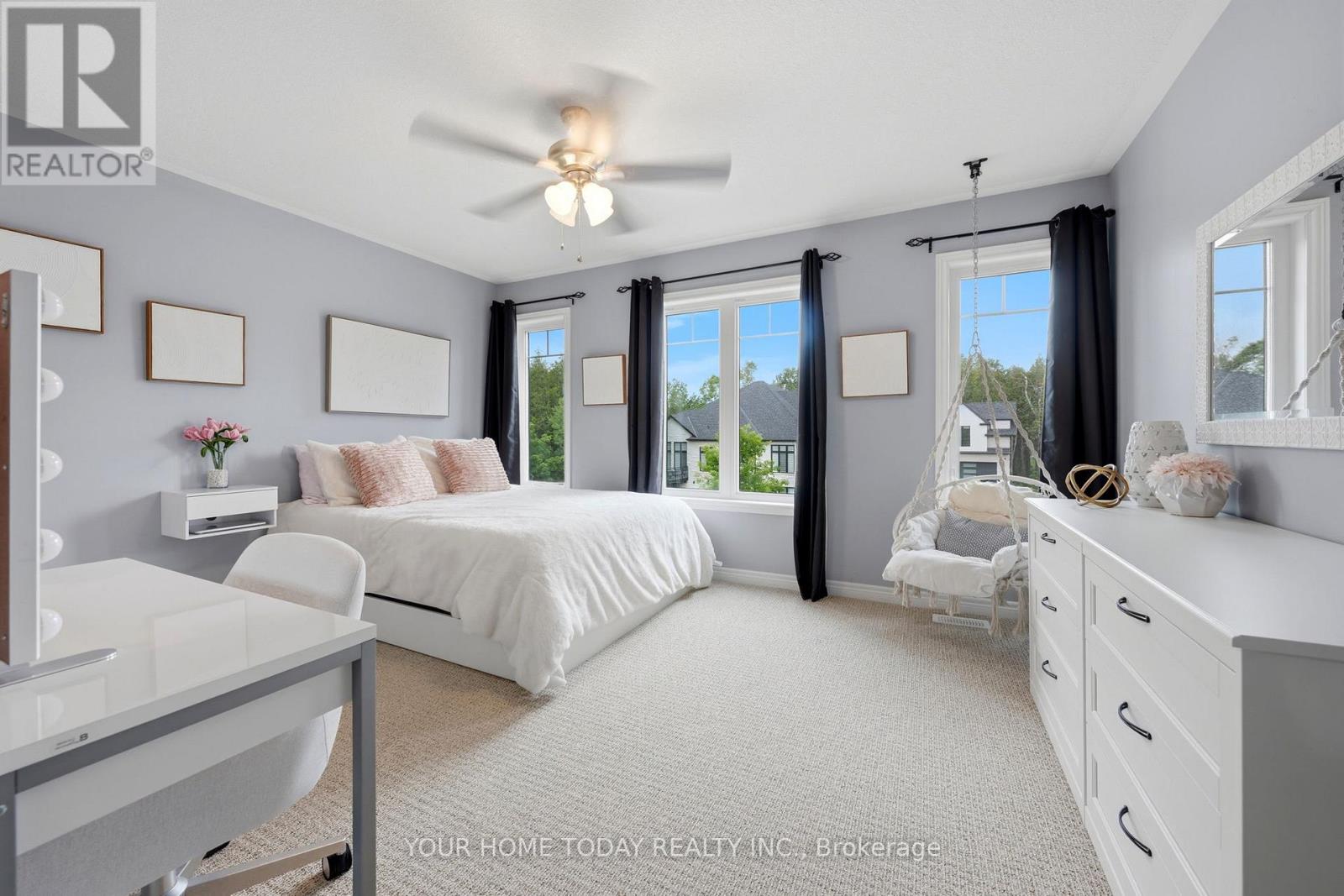 8 Trinity Court, Halton Hills (Ac Acton), Ontario  L7J 0A2 - Photo 32 - W13436728