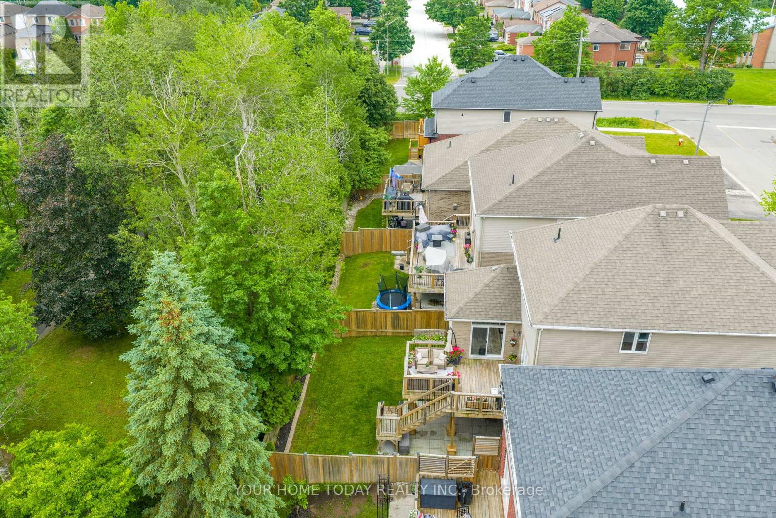 8 Trinity Court, Halton Hills (Ac Acton), Ontario  L7J 0A2 - Photo 48 - W13436728