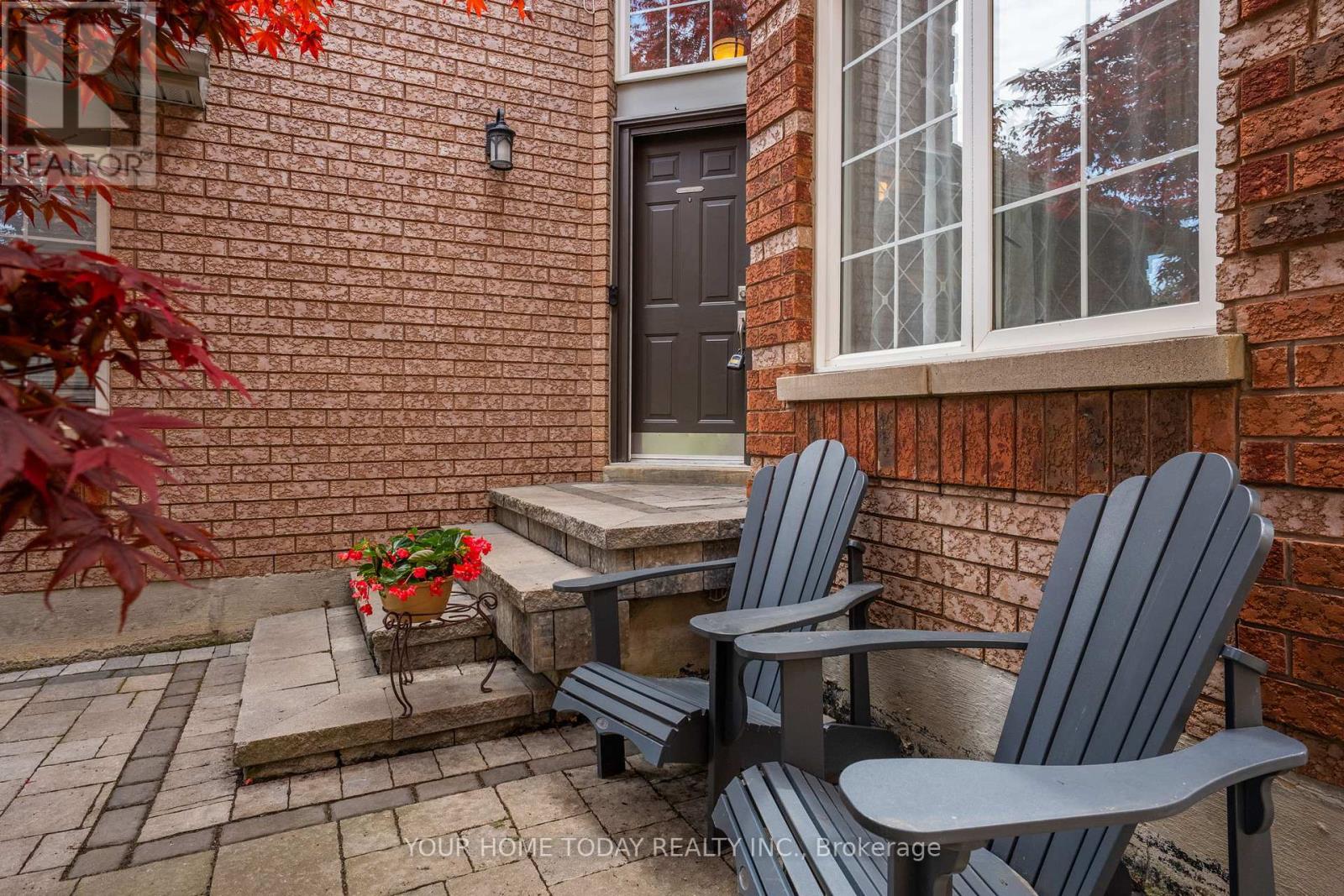 5 Curry Crescent, Halton Hills (Georgetown), Ontario  L7G 5L4 - Photo 3 - W13437266