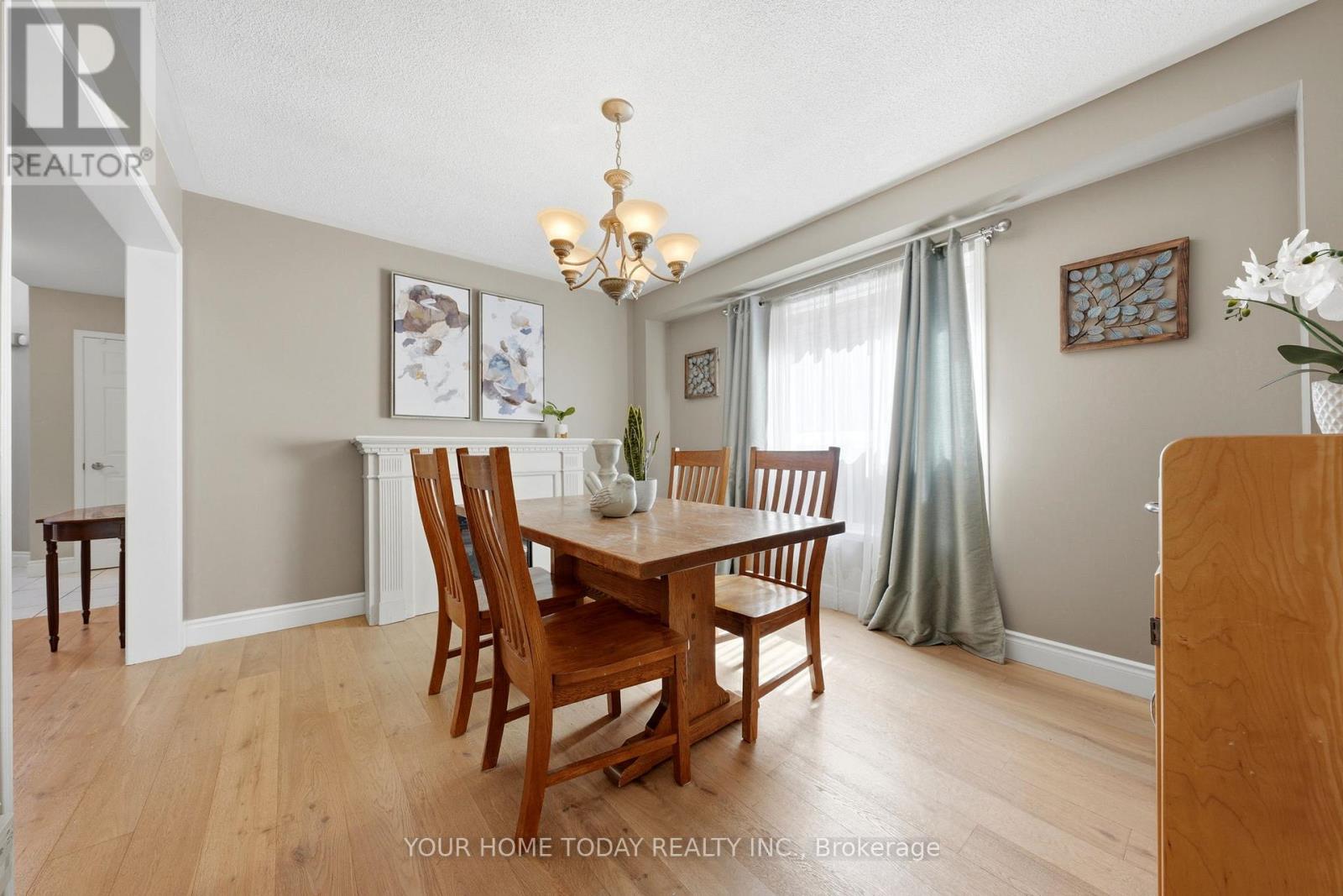 5 Curry Crescent, Halton Hills (Georgetown), Ontario  L7G 5L4 - Photo 7 - W13437266
