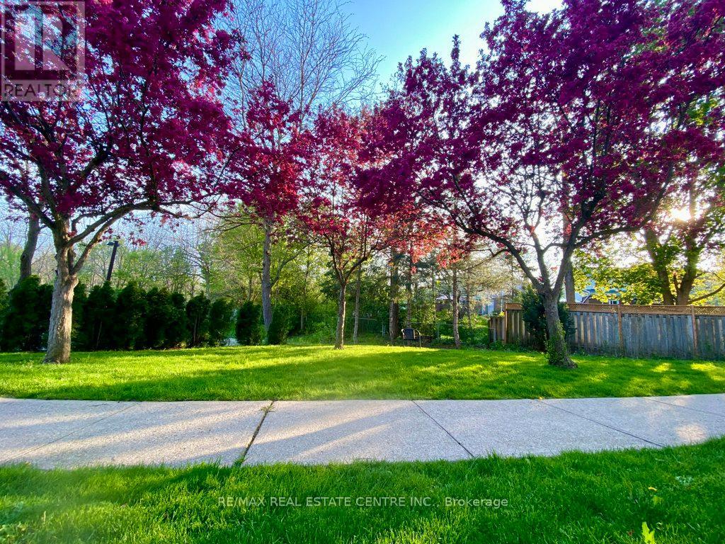 604 - 26 Hall Road, Halton Hills (Georgetown), Ontario  L7G 5G5 - Photo 36 - W13437280