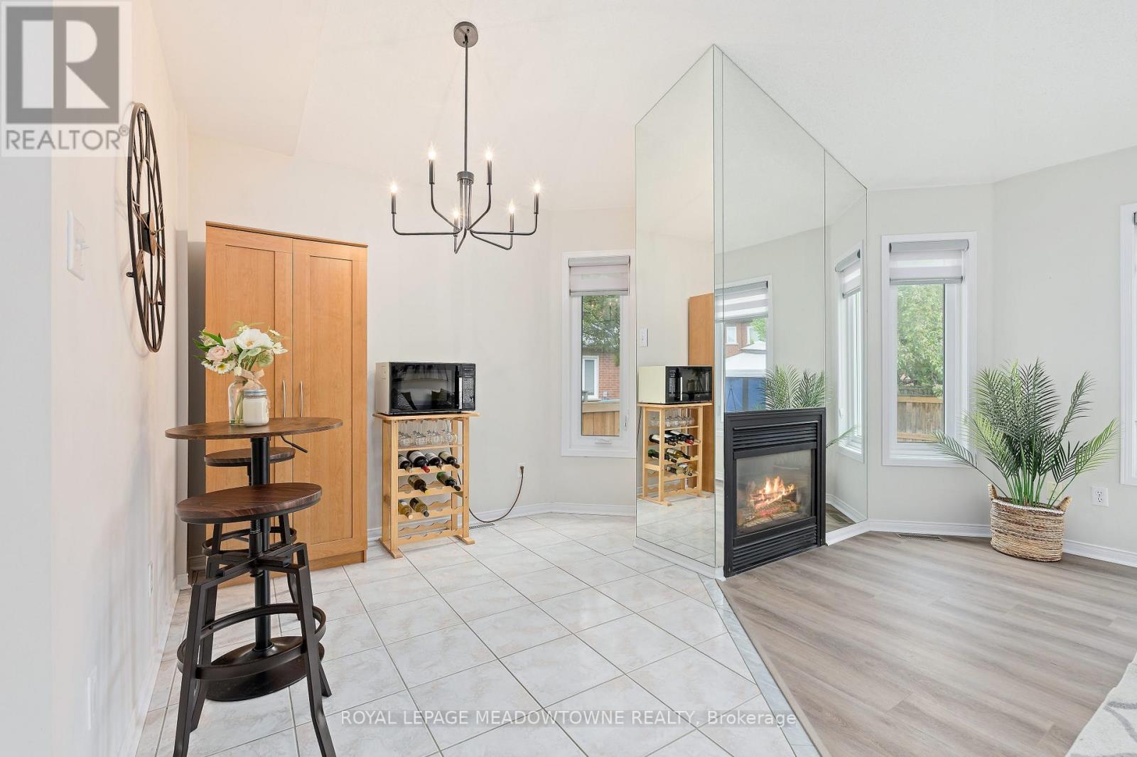 73 James Young Drive, Halton Hills (Georgetown), Ontario  L7G 5S5 - Photo 14 - W13439904