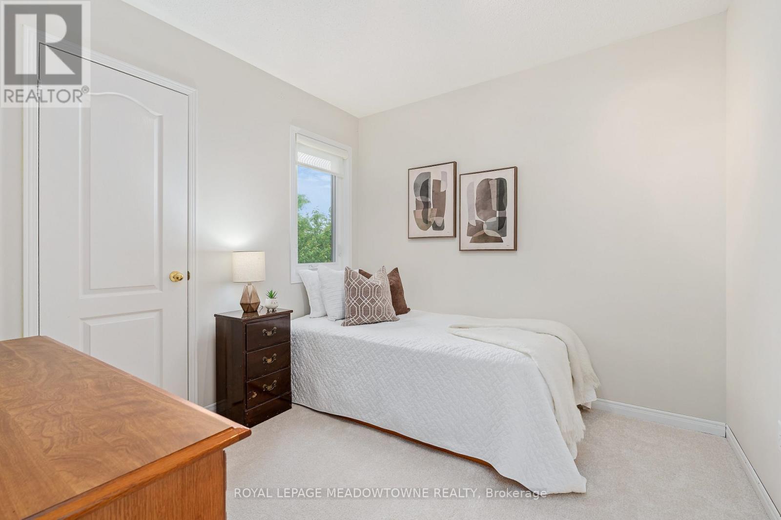 73 James Young Drive, Halton Hills (Georgetown), Ontario  L7G 5S5 - Photo 25 - W13439904