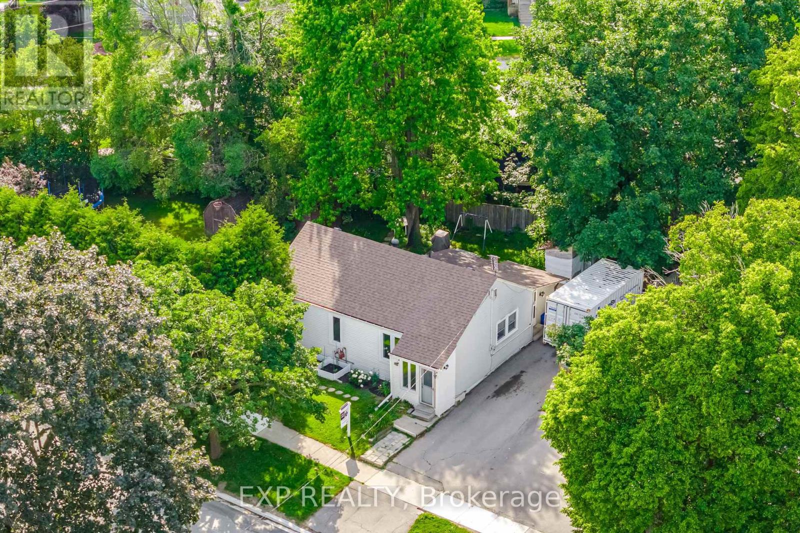 217 Mcdonald Boulevard, Halton Hills (Ac Acton), Ontario  L7J 1B2 - Photo 1 - W13440154