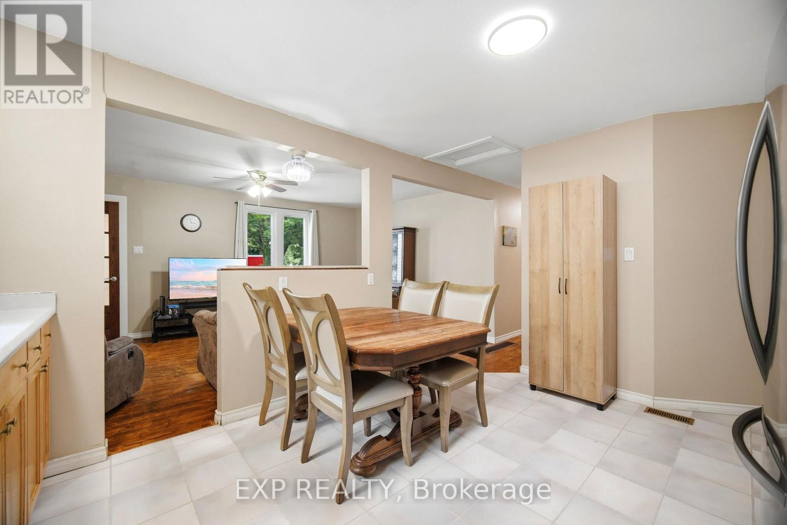 217 Mcdonald Boulevard, Halton Hills (Ac Acton), Ontario  L7J 1B2 - Photo 10 - W13440154