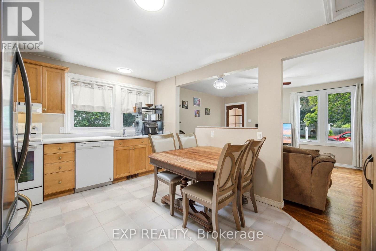 217 Mcdonald Boulevard, Halton Hills (Ac Acton), Ontario  L7J 1B2 - Photo 12 - W13440154