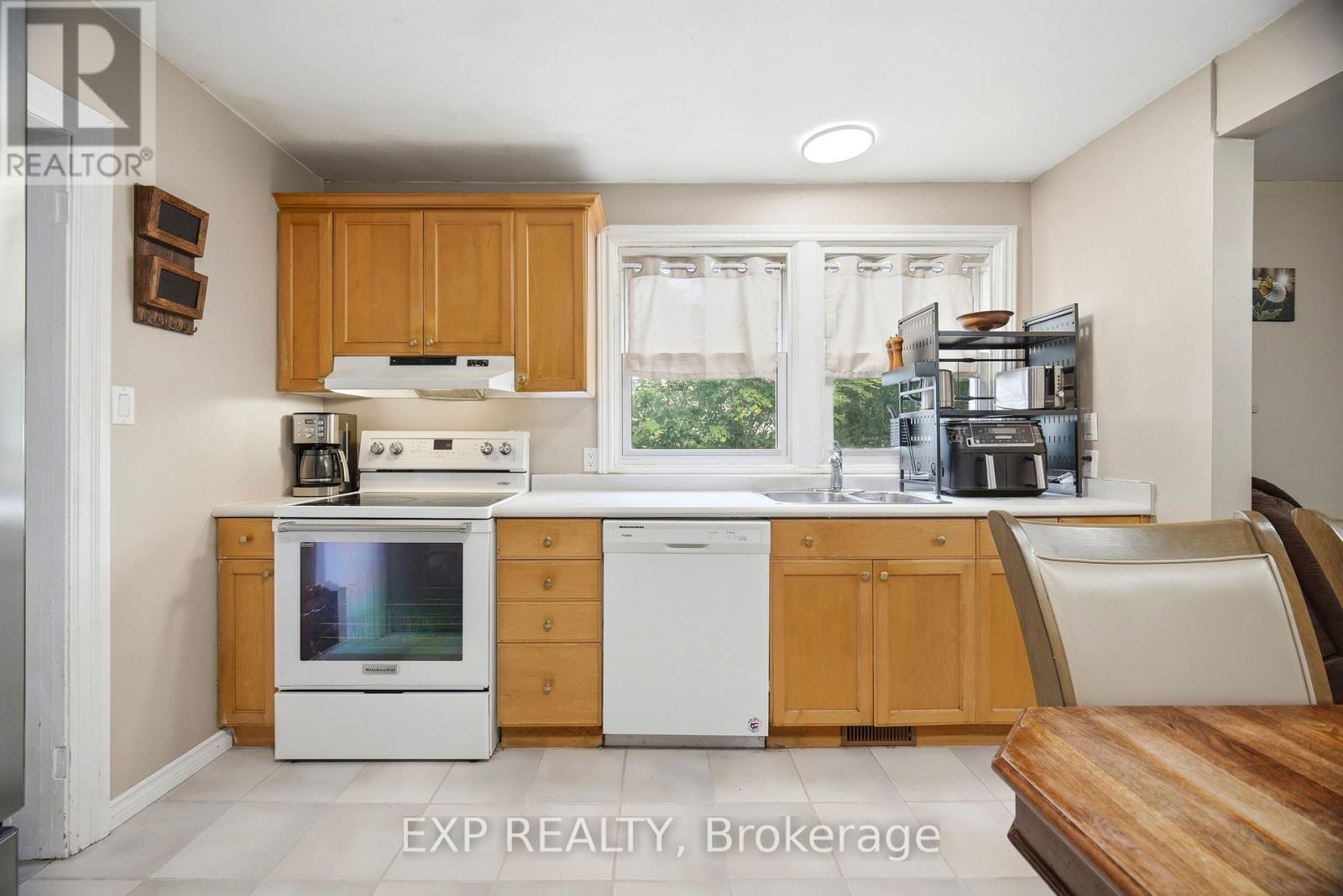 217 Mcdonald Boulevard, Halton Hills (Ac Acton), Ontario  L7J 1B2 - Photo 13 - W13440154
