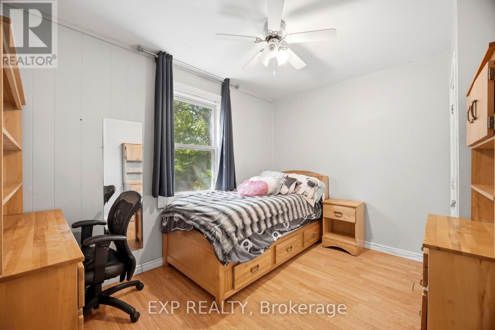 217 Mcdonald Boulevard, Halton Hills (Ac Acton), Ontario  L7J 1B2 - Photo 24 - W13440154