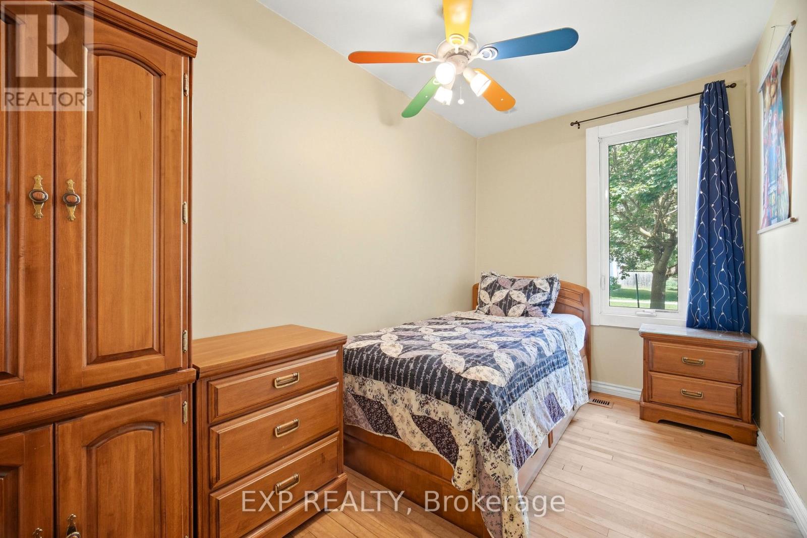 217 Mcdonald Boulevard, Halton Hills (Ac Acton), Ontario  L7J 1B2 - Photo 25 - W13440154