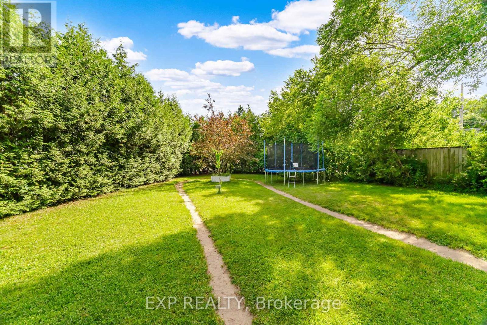 217 Mcdonald Boulevard, Halton Hills (Ac Acton), Ontario  L7J 1B2 - Photo 32 - W13440154