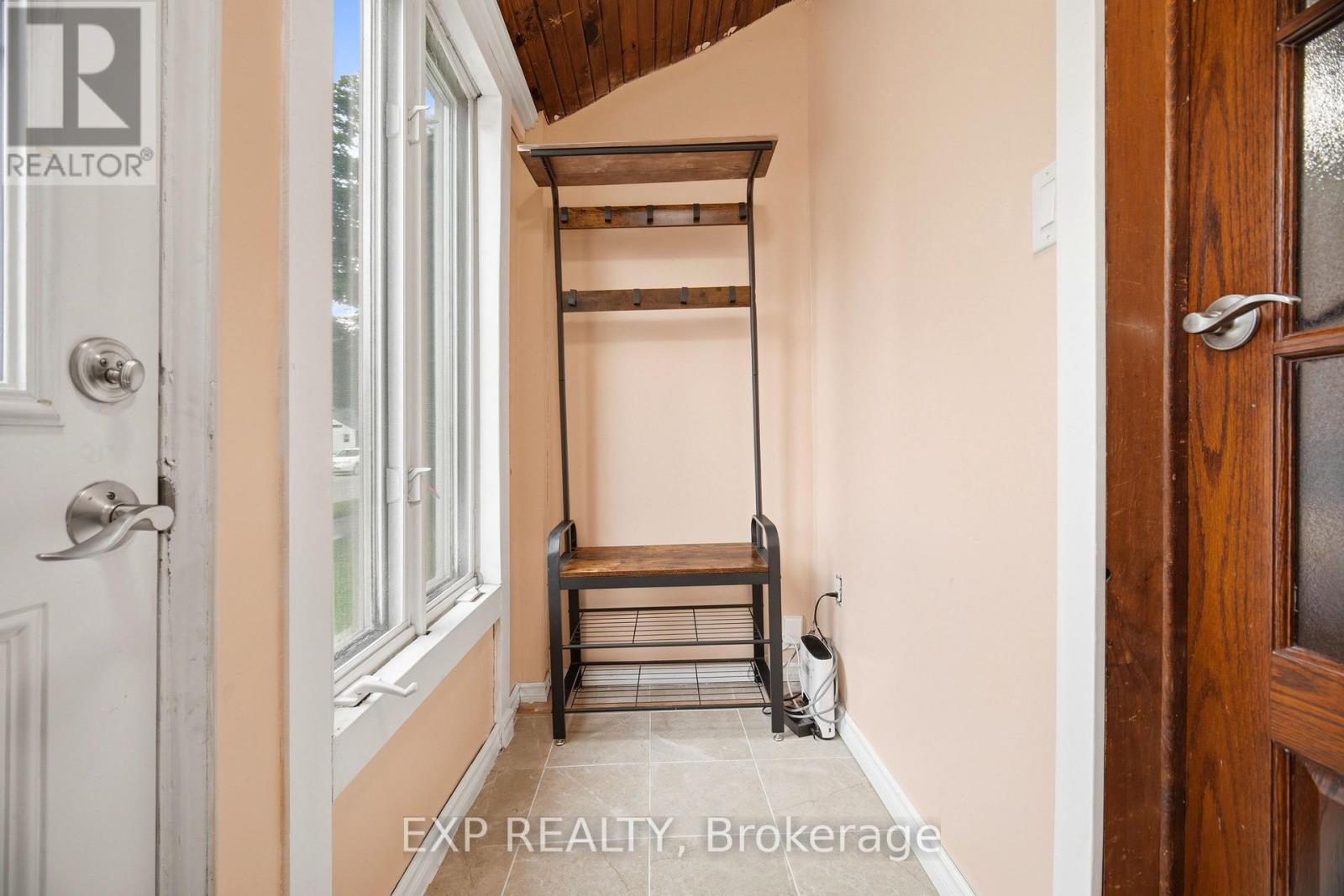 217 Mcdonald Boulevard, Halton Hills (Ac Acton), Ontario  L7J 1B2 - Photo 5 - W13440154
