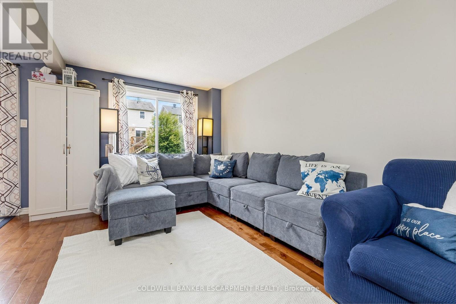 40 Danville Avenue, Halton Hills (Ac Acton), Ontario  L7J 2W5 - Photo 7 - W13440872