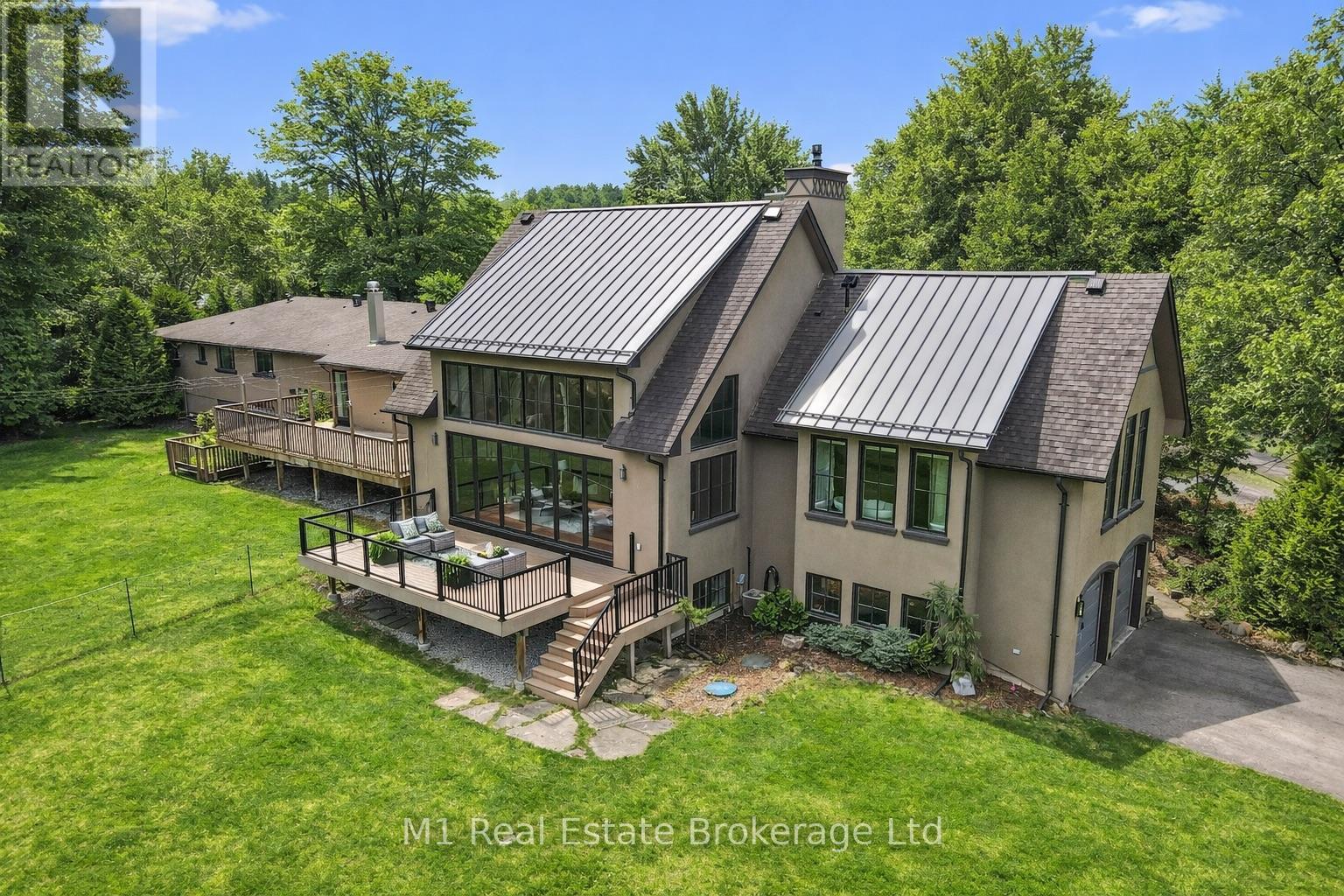 13569 Dublin Line, Halton Hills (Rural Halton Hills), Ontario  L7J 2L7 - Photo 2 - W13441136