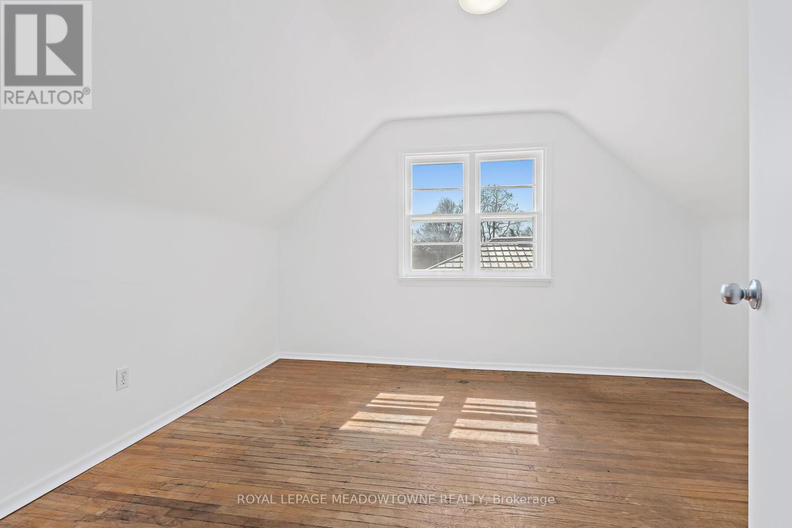 3 Bard Lane, Halton Hills (Georgetown), Ontario  L7G 2M6 - Photo 21 - W13442188