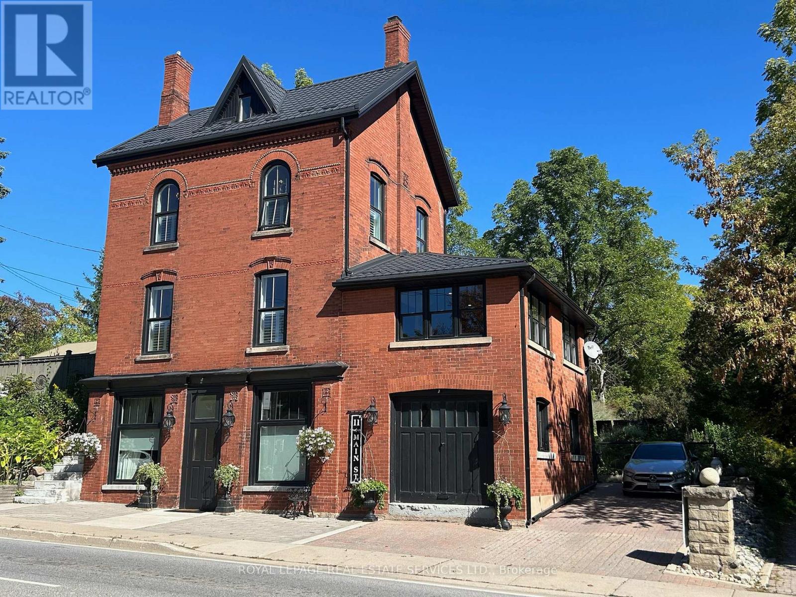 11 Main Street S, Milton (Campbellville), Ontario  L0P 1B0 - Photo 1 - W13443922