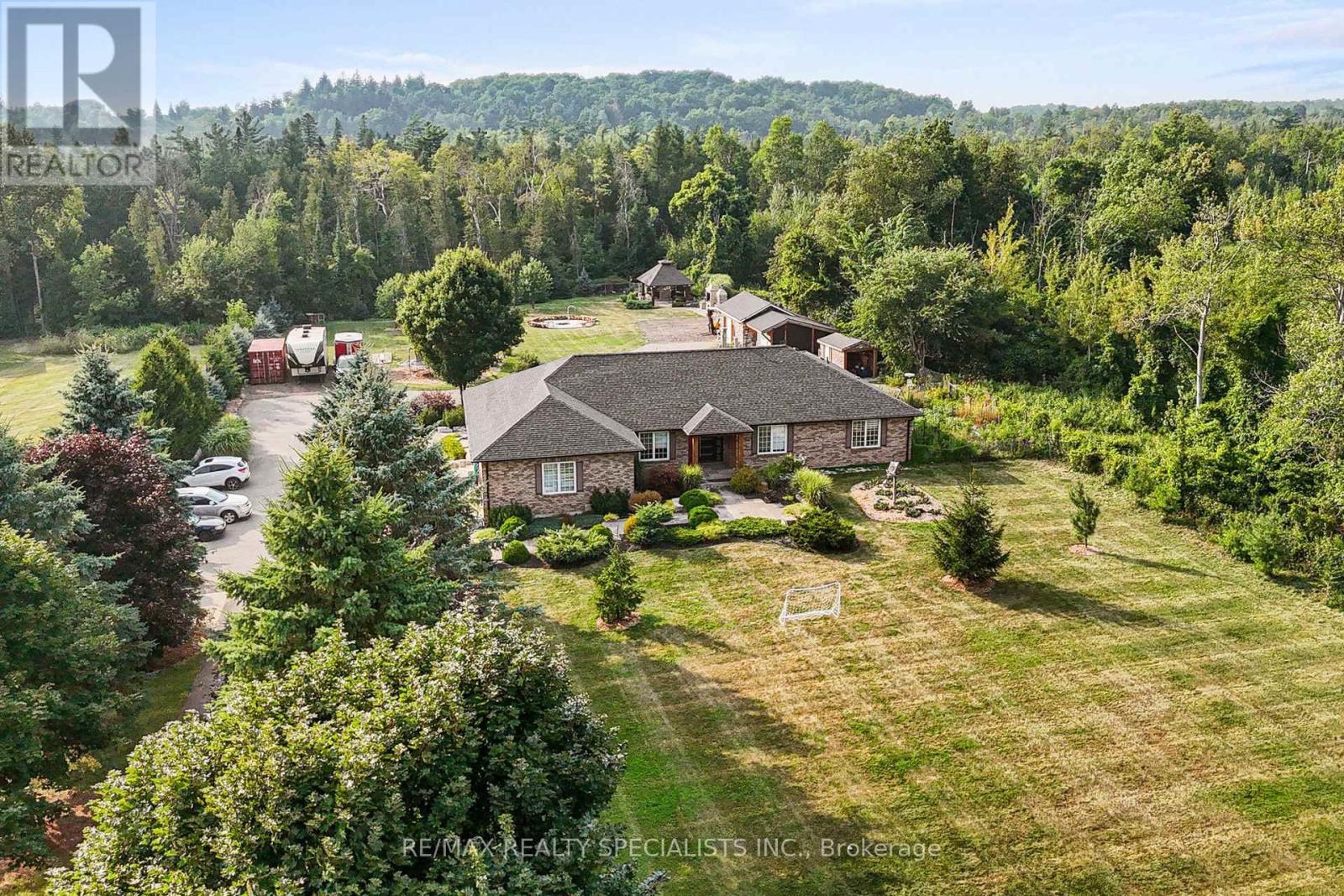 13127 27 Side Road, Halton Hills (Rural Halton Hills), Ontario  L7G 4S4 - Photo 1 - W13446264