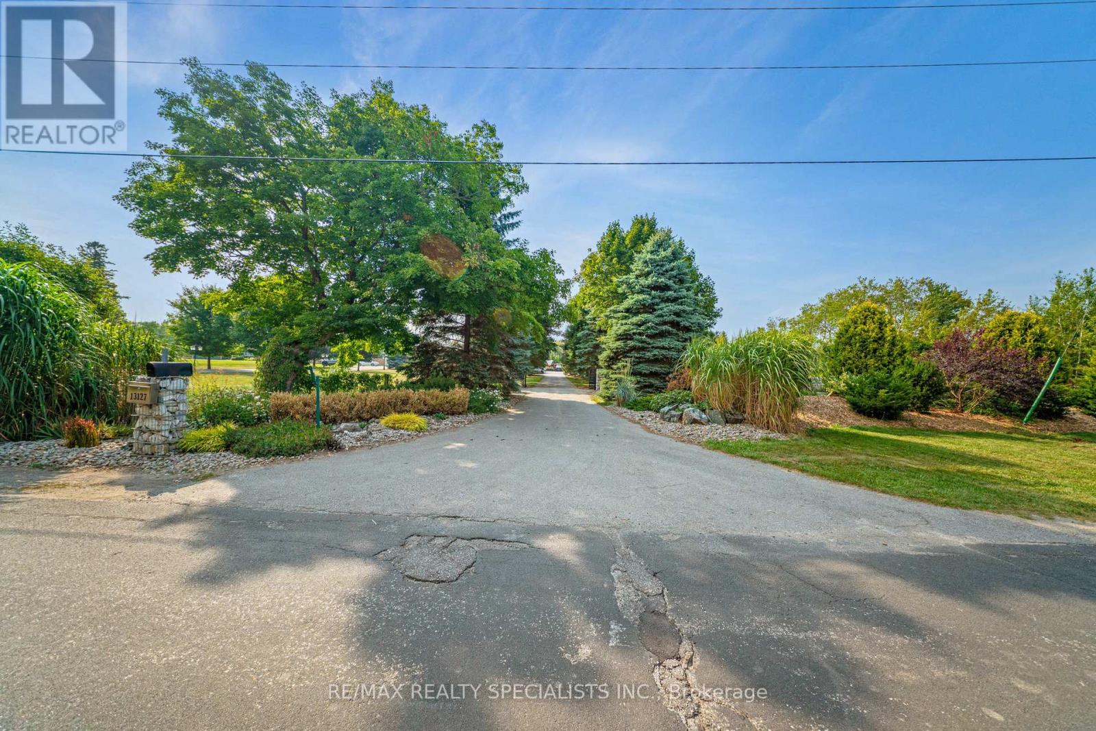 13127 27 Side Road, Halton Hills (Rural Halton Hills), Ontario  L7G 4S4 - Photo 3 - W13446264
