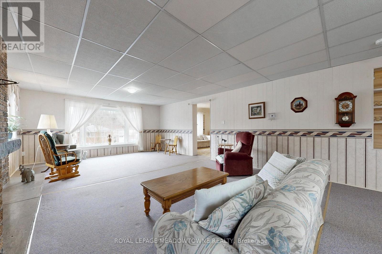 43 Cobblehill Road, Halton Hills (Ac Acton), Ontario  L7J 1P1 - Photo 13 - W13450918