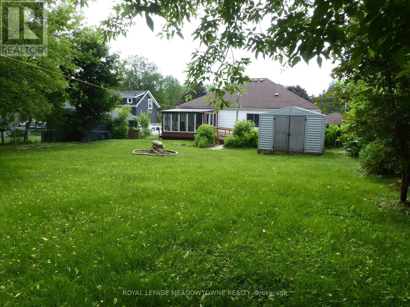 43 Cobblehill Road, Halton Hills (Ac Acton), Ontario  L7J 1P1 - Photo 26 - W13450918