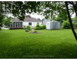 <div class="price">$699,000</div> 43 Cobblehill Road, Halton Hills (Ac Acton)<br><div style="margin-bottom:8px;"><small>Royal LePage Meadowtowne Realty</small></div><div class='bed_bath'>4 Bed | 3 Bath</div>