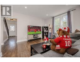 <div class="price">$739,900</div> 126 Poplar Avenue, Halton Hills (Ac Acton)<br><div style="margin-bottom:8px;"><small>Right At Home Realty</small></div><div class='bed_bath'>3 Bed | 2 Bath</div>