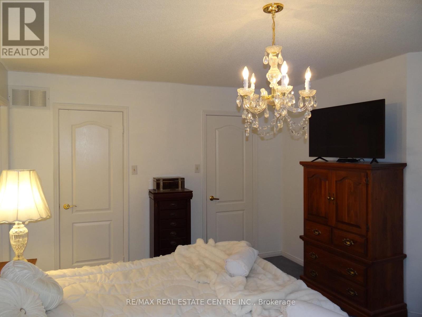42 Davis Crescent, Halton Hills (Georgetown), Ontario  L7G 5P5 - Photo 16 - W13451690