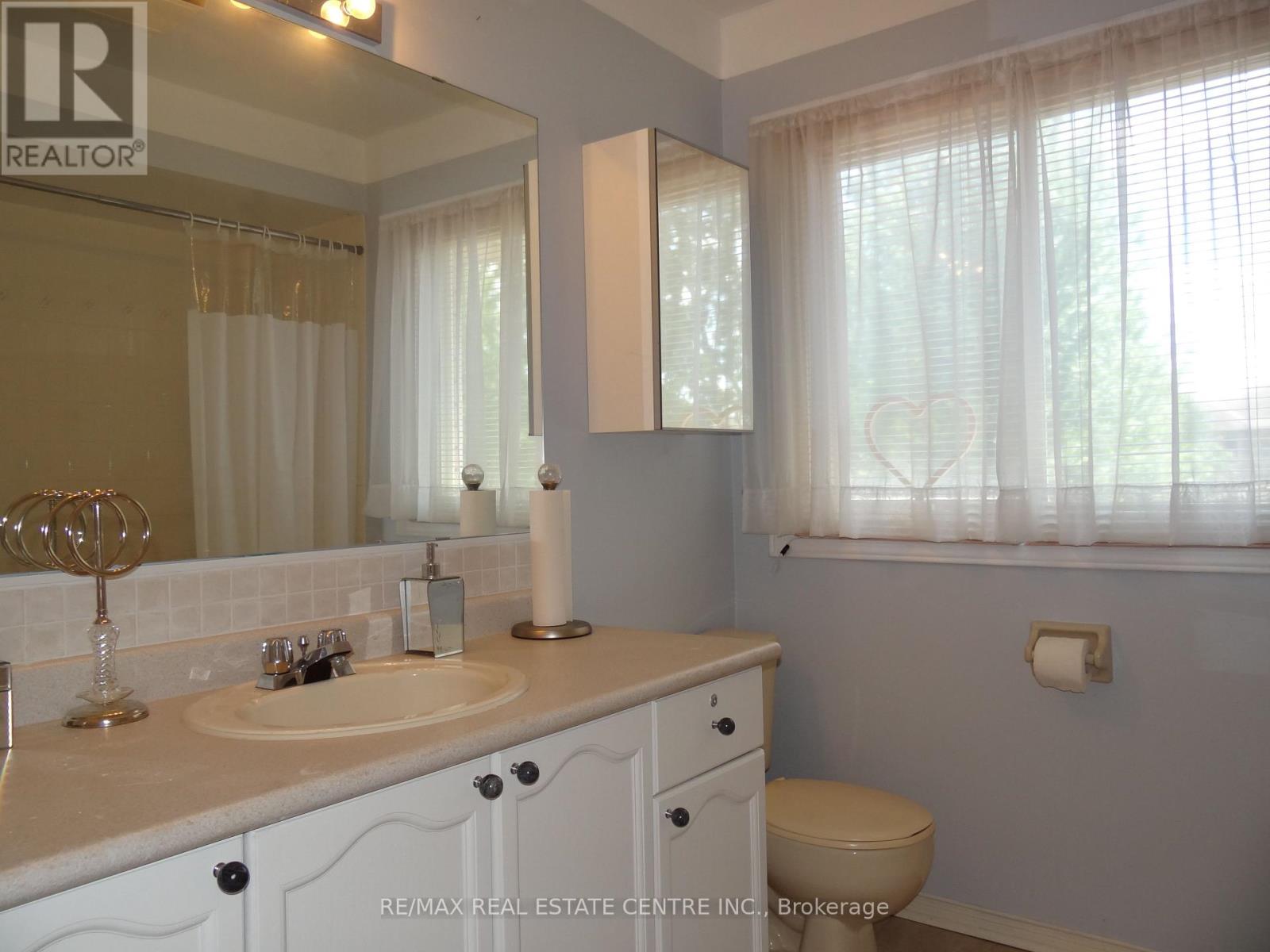 42 Davis Crescent, Halton Hills (Georgetown), Ontario  L7G 5P5 - Photo 22 - W13451690