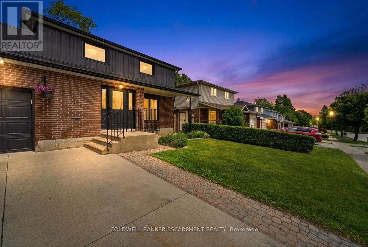 257 Kingham Road, Halton Hills (Ac Acton), Ontario  L7J 2T3 - Photo 1 - W13451848