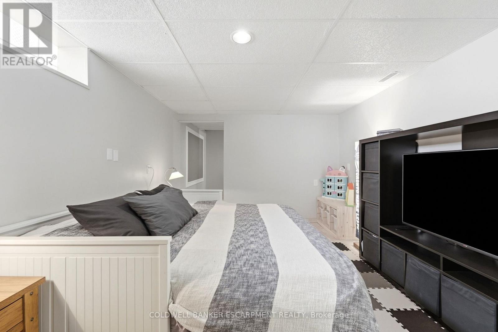 257 Kingham Road, Halton Hills (Ac Acton), Ontario  L7J 2T3 - Photo 35 - W13451848