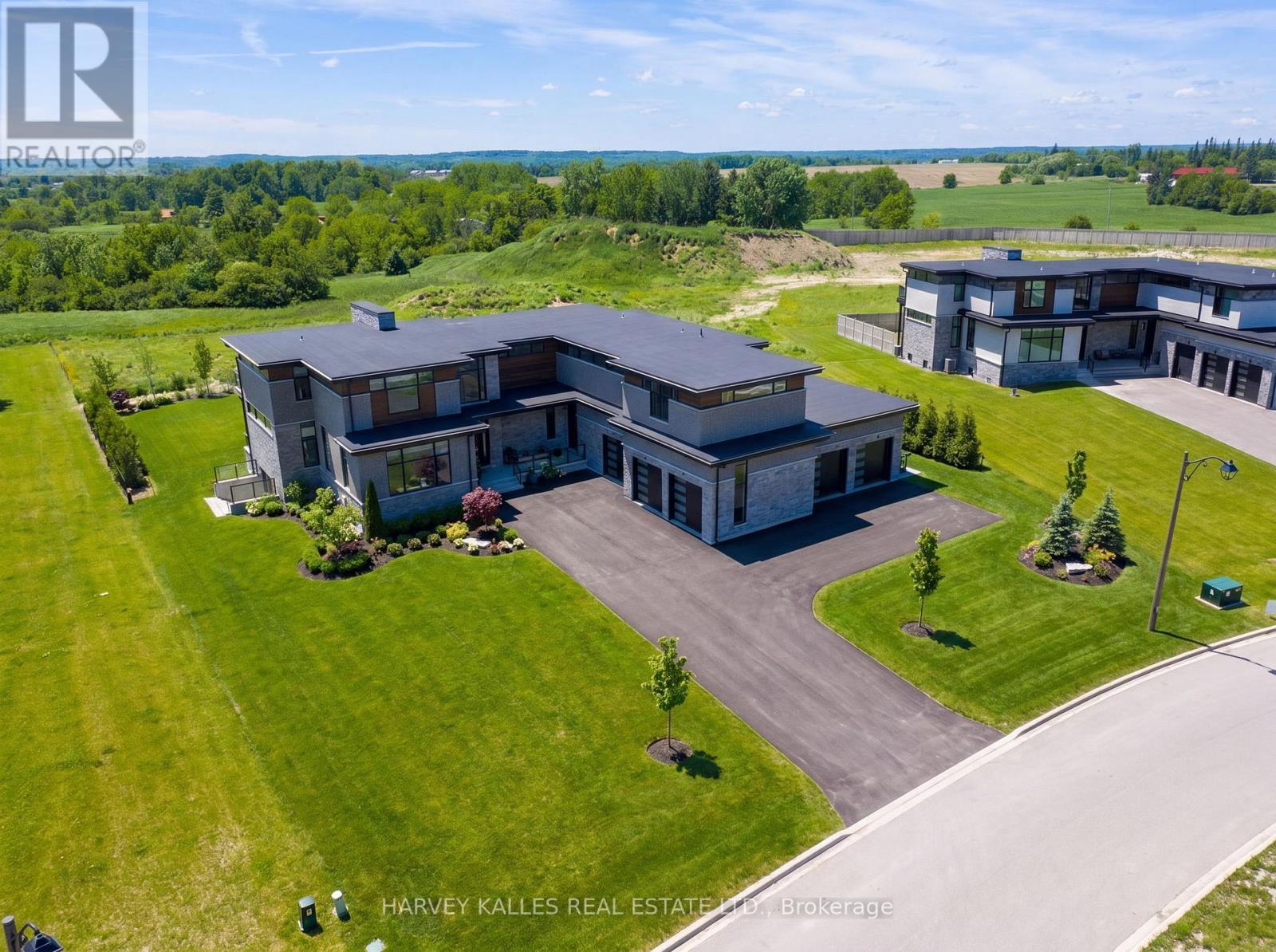 24 SUGARBUSH COURT, halton hills (rural halton hills), Ontario