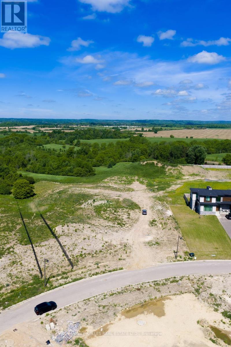 24 Sugarbush Court, Halton Hills (Rural Halton Hills), Ontario  L7G 4S7 - Photo 16 - W13455350
